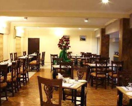 Sarovar Portico Badrinath Hotel Joshīmath Restaurante foto